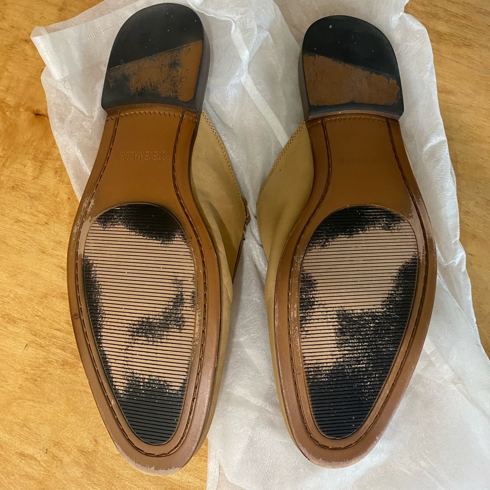 Steve Madden Gold Buckle Tan Loafers - Picture 2 of 3